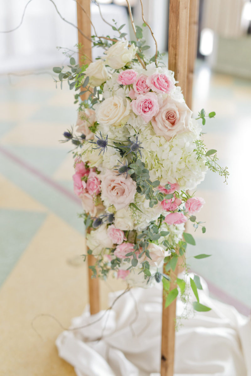 diy-arch-with-pink-and-white-flowers-st-charles-floral-designer